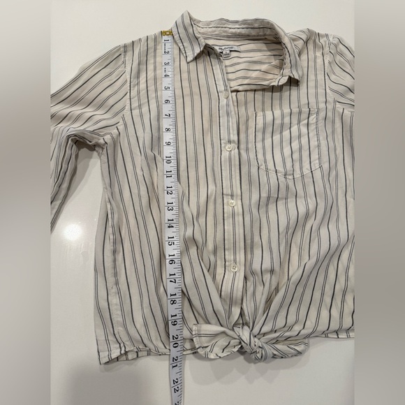 Madewell Cream and Black Striped Tie Front Button-Down Shirt Sz Small - Picture 5 of 6